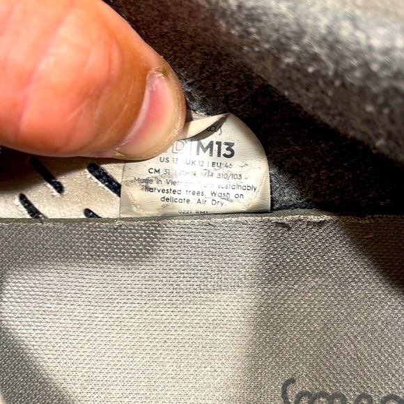 Allbirds Shoes - Mens 13 - Picture 5 of 6